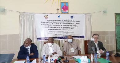 RÉPUBLIQUE DÉMOCRATIQUE DU CONGO : REVUE DES TITRES LÉGAUX DES CONCESSIONS FORESTIÈRES.