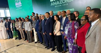 S.E. Marie Nyange Ndambo présente le programme « La forêt, c’est nous ! » comme réponse nationale à la problématique des feux de brousse en RDC S.E. Marie Nyange Ndambo présente le programme « La forêt, c’est nous ! » comme réponse nationale à la problématique des feux de brousse en RDC