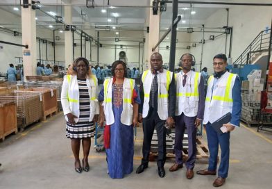 La Ministre Marie Nyange Ndambo visite l’usine de BURN Manufacturing à Nairobi La Ministre Marie Nyange Ndambo visite l’usine de BURN Manufacturing à Nairobi