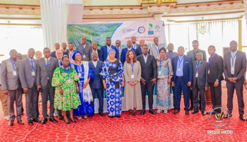 Cérémonie d’ouverture de la réunion du Premier Comité de Pilotage (Copil1) du Programme de Gestion Durable des Forêts en RDC